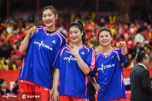 体坛周报：起底全运会“98分惨案”！四川女篮武装到牙齿争冠