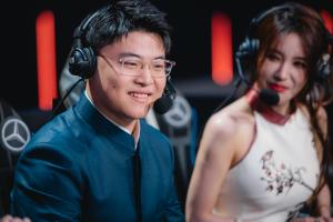 媒体透露Uzi近期消息：10月中旬有队伍给Uzi递了份很可观的合同！