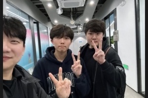 Bigwei也要走？Viper经纪人和KT教练Score经纪人已经到达BLG基地