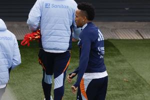 罗马诺：米利唐内收肌受伤，将在24小时内接受检查