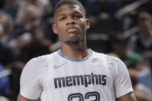 今天差点意思但躺赢！灰熊新秀科沃德11中3仅得9分2板1助