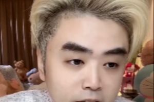 朱开：iG太神秘了人越组越少 听说呼吸都要休息 目前只有中野确定