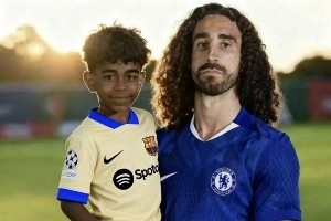 今日趣图：抚养权争夺战空前激烈，好几个人都自称是“亚马爹”