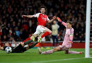 赖斯：下半场拜仁几乎没有射门机会，我们要保持这种窒息式防守