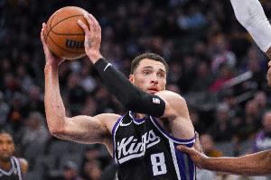 无力回天！拉文23中12空砍全场最高34分外加6助 三分9中4