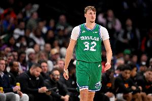 不错！弗拉格最近5场场均20.2分7.2篮板4.4助攻1.6抢断