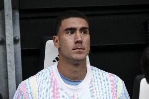 米体：弗拉霍维奇最早也要5到6周后才能复出，但可能伤缺更长时间