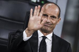 阿莱格里：我们现在差不多算是一个团队 莱奥需要学习踢中锋