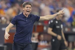 输曼联！格拉斯纳：水晶宫夏窗引援效果不佳，冬窗再签人太晚了