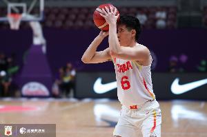 使劲加练投篮吧！中国队三分28中5&命中率仅17.9% 韩国队23中11