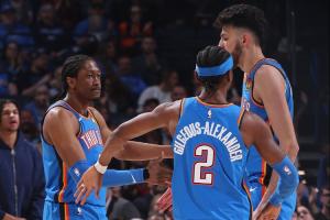 不堪重富！雷霆未来六年有11个首轮 收割球队高达7支！