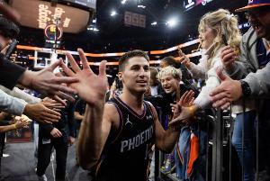 我也是双冠后卫！吉莱斯皮末节16分 8记三分砍生涯新高28分4板5助