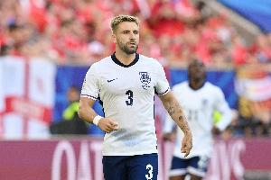 太阳报：卢克·肖连续落选英格兰队，曼联内部对此感到困惑