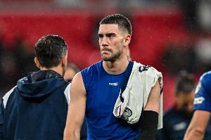 意天空：弗拉霍维奇正在考虑是否动手术，伤期预计3-5个月