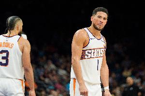 不靠罚球赢你！湖人全队罚球15中13 太阳则仅8罚4中