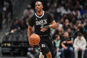 到底是没用好还是？保罗上赛季可是全勤+场均8.8分3.6板7.4助