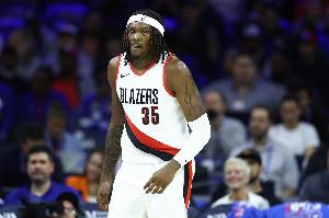 防守面积夸张！罗威3中3高效拿下6分3板3帽