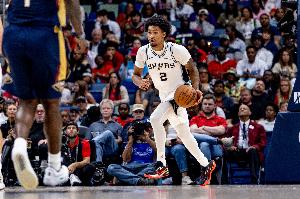 未来可期！哈珀20分钟10中5拿到15分6助 罚球7中4