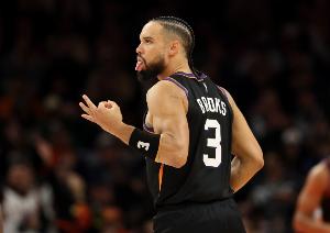 考辛斯：狄龙走到哪就把赢球的文化带到哪 他值得更多的赞誉！