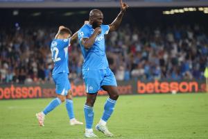 经纪人：卢卡库的原定计划是明年年初复出，但他的恢复好于预期