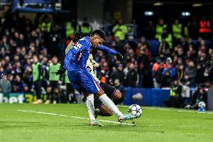 切尔西官方：埃斯特旺对阵巴萨一条龙破门当选11月最佳进球