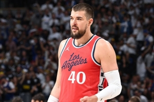 祖巴茨：我们要记住赢球的感觉 我们要多赢下这样的比赛！