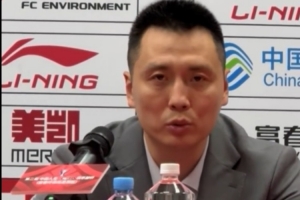 卢伟：我们今年的外援进攻能力都比较优秀 希望以他们带动球队