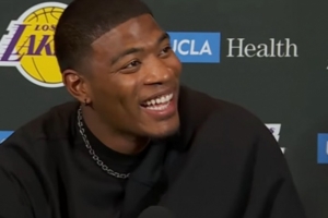 詹姆斯本可以在加时赛拿到2分？八村塁：我还真没想到这点