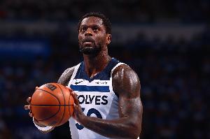 要认真了？兰德尔借掩护三分命中 森林狼11-0打停鹈鹕&领先到10分