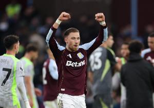 大场面先生，卡什成为本赛季英超首位对阵曼城、阿森纳都破门球员