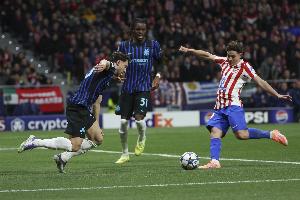 记者：巴萨对阿尔瓦雷斯的兴趣降低，认为他不值马竞要求的价格