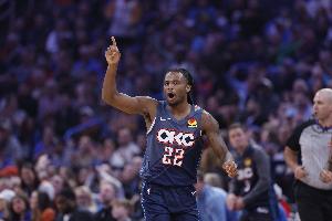 哈滕等多人缺阵！华莱士：我们一直在强调下一个人顶上的心态