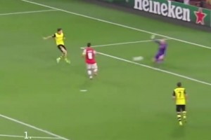 不怒自威！阿根廷全员列队等待梅西出场！压倒性的气势！