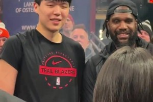 这一项天赋好像比状元强杨瀚森和奥登碰面互动！比手掌大小~