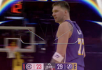 打疯了！东契奇首节24+5三分比肩科比压制哈登11+4+4闪耀德比